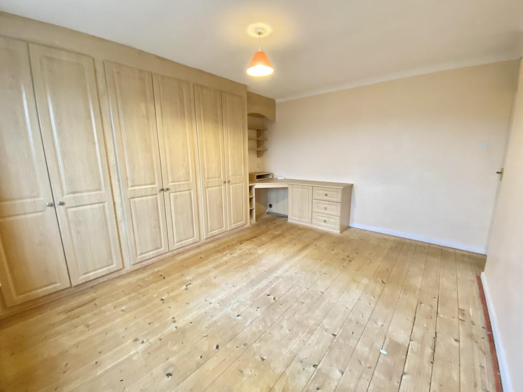 Fitted wardrobes