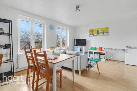 2 bedroom flat for sale, Sydenham Hill, LONDON