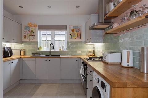 2 bedroom semi-detached house for sale, Fox Lane, Reigate