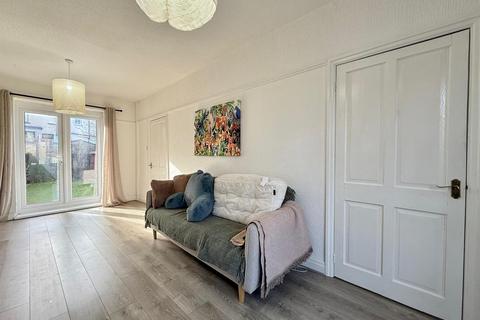 undefined, Central Avenue, Lancaster