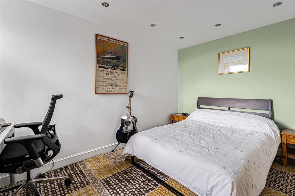Bedroom (4)