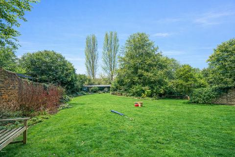 2 bedroom flat for sale, Upper Maze Hill, St Leonards-On-Sea
