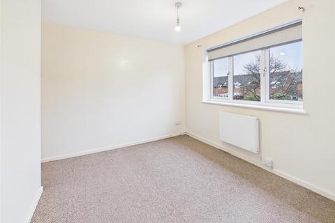 1 bedroom flat for sale, Lysons Avenue, Gloucester