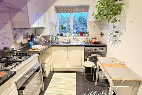 2 bedroom maisonette for sale, Chestnut Close, West Drayton, UB7 0JT