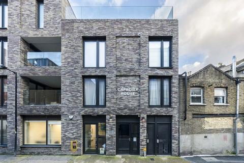 3 bedroom flat for sale, Rothsay Street, London SE1