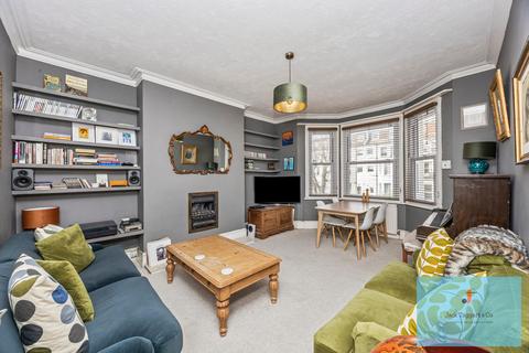 3 bedroom flat for sale, Seafield Road, Hove