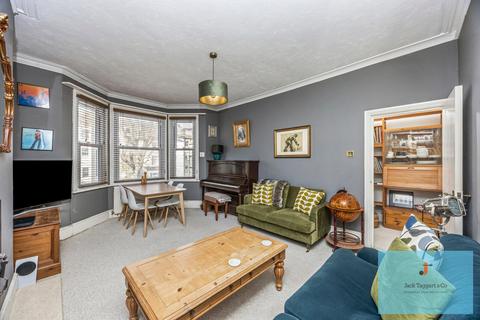 3 bedroom flat for sale, Seafield Road, Hove