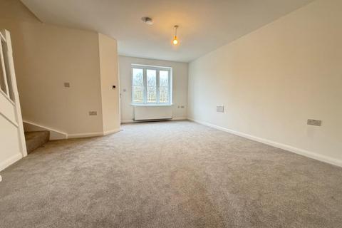 3 bedroom semi-detached house to rent, Hanafey Way, Northampton NN5