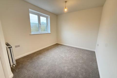 3 bedroom semi-detached house to rent, Hanafey Way, Northampton NN5