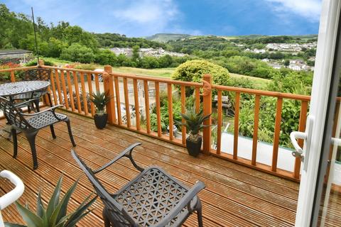 Edwards Terrace, Treharris