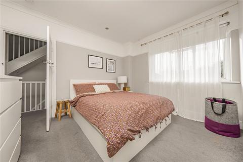 4 bedroom terraced house for sale, Manor Road, Surrey