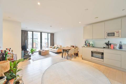 2 bedroom flat for sale, Cobalt Place, Battersea Square, London, SW11