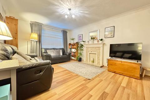 undefined, The Glades, Locks Heath