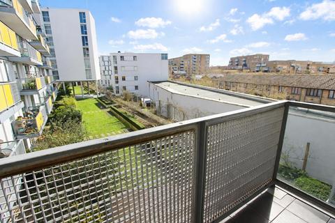 2 bedroom apartment to rent, New River Village, London N8
