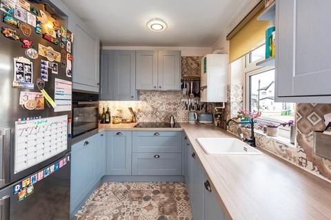 2 bedroom maisonette for sale, Rochester Close, Sidcup, DA15
