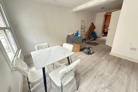 undefined, London NW1