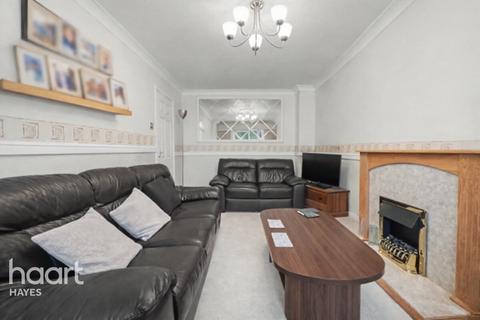 3 bedroom terraced house for sale, Titmus Close, Uxbridge