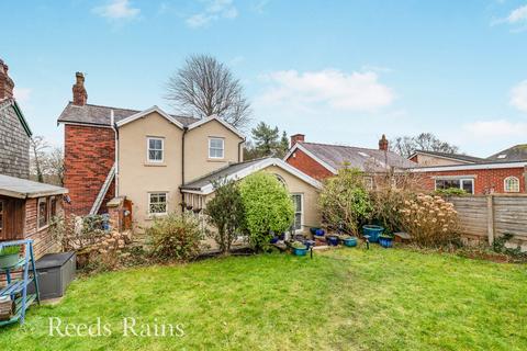 3 bedroom detached house for sale, Preston Road, Chorley PR6