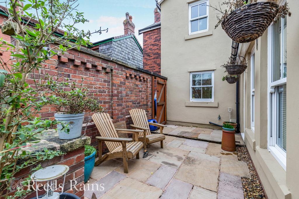 Side Patio