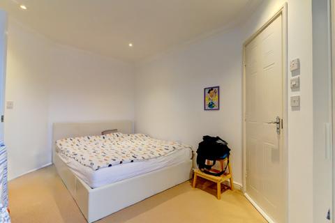 2 bedroom apartment for sale, West End Road, Buckinghamshire HP11
