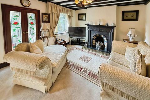 3 bedroom detached house for sale, Brookhouse Lane, Staffordshire ST2