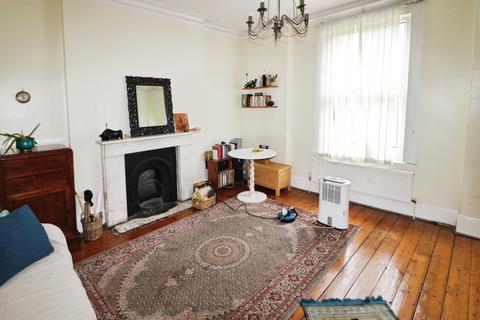 2 bedroom apartment for sale, Mattock Lane, London W5