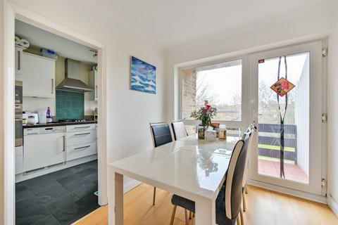 2 bedroom flat for sale, Manor Road, Twickenham, TW2