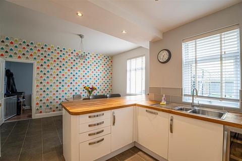 3 bedroom semi-detached house for sale, Bulverhythe Road, St. Leonards-On-Sea
