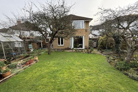 3 bedroom property for sale, Calverley Gardens, Harrow, HA3