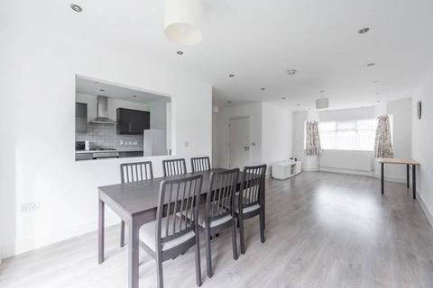 5 bedroom detached house to rent, Hawthorne Avenue, Harrow, HA3