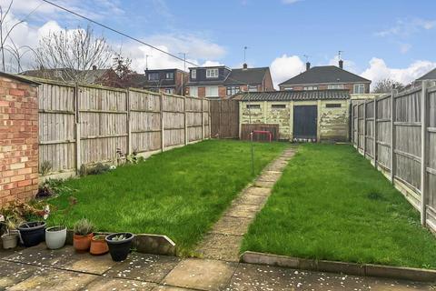 3 bedroom semi-detached house for sale, Deans Way, Ash Green, Coventry * PERFECT FOR THE FIRST TIME BUYER *