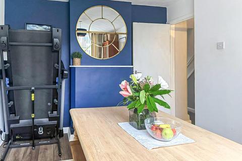 3 bedroom semi-detached house for sale, Deans Way, Ash Green, Coventry * PERFECT FOR THE FIRST TIME BUYER *