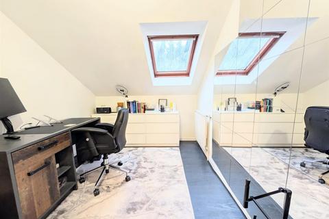 undefined, Iona Crescent, Cippenham