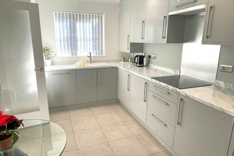 3 bedroom terraced house for sale, Sir Christopher Court, Hythe