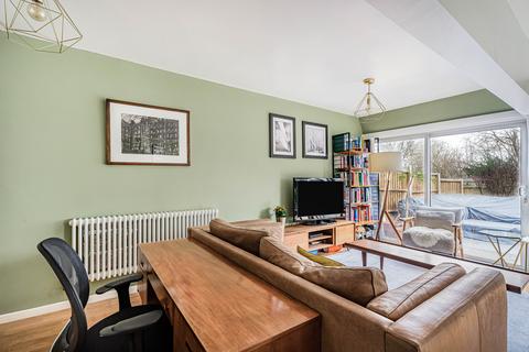 4 bedroom end of terrace house for sale, Priory Gardens, Berkhamsted, HP4