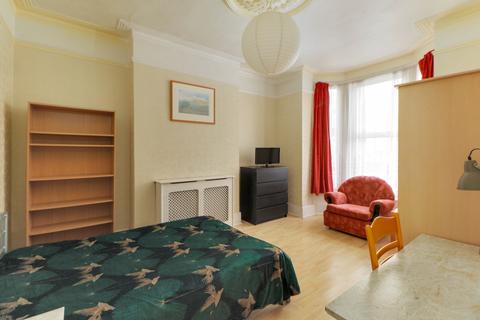 4 bedroom terraced house for sale, Clarence Road, Southsea