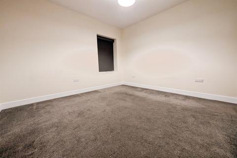 undefined, Southampton SO15