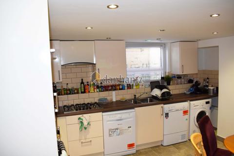 undefined, 11 Wetherby Grove   Leeds