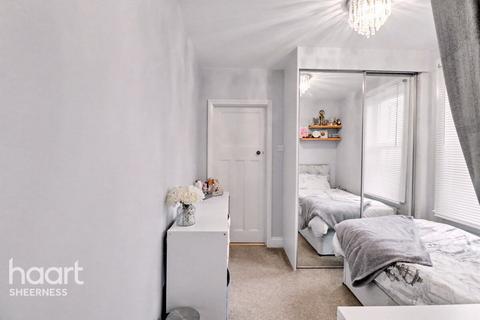 3 bedroom semi-detached house for sale, Parsonage Chase, Sheerness