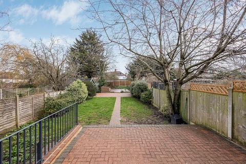 6 bedroom terraced house for sale, Hermon Hill, London E18