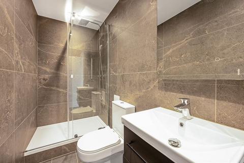 6 bedroom terraced house for sale, Hermon Hill, London E18
