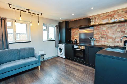 1 bedroom flat for sale, North Street, Kent TN2