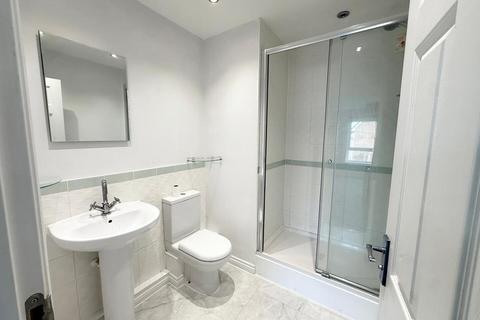 2 bedroom apartment to rent, Coppice Pale, Chineham, Basingstoke