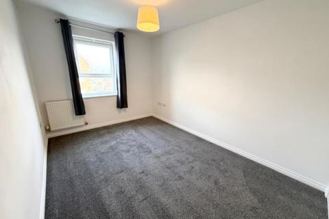 2 bedroom apartment to rent, Coppice Pale, Chineham, Basingstoke