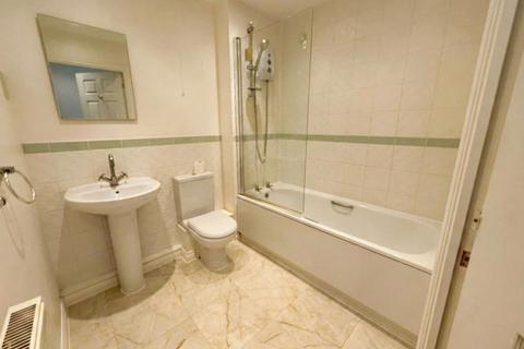 2 bedroom apartment to rent, Coppice Pale, Chineham, Basingstoke