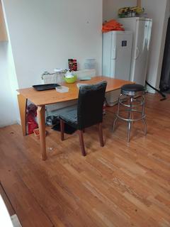 undefined, Room 3, 17 estcourt Avenue  Headingly Leeds