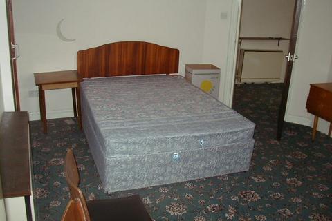 1 bedroom house to rent, 185 Hyde Park Road, Flat 3 Hyde Park Leeds West Yorkshire