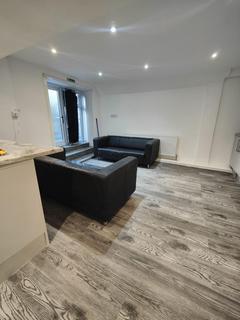 undefined, Room 5, 19 Merton Road