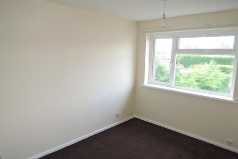 2 bedroom maisonette to rent, Land Close, Clacton-on-Sea