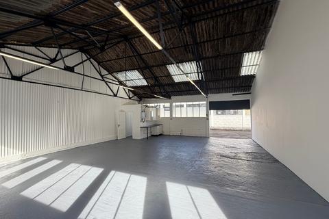 Warehouse to rent, Mimram Rd Hertford SG14 1NN